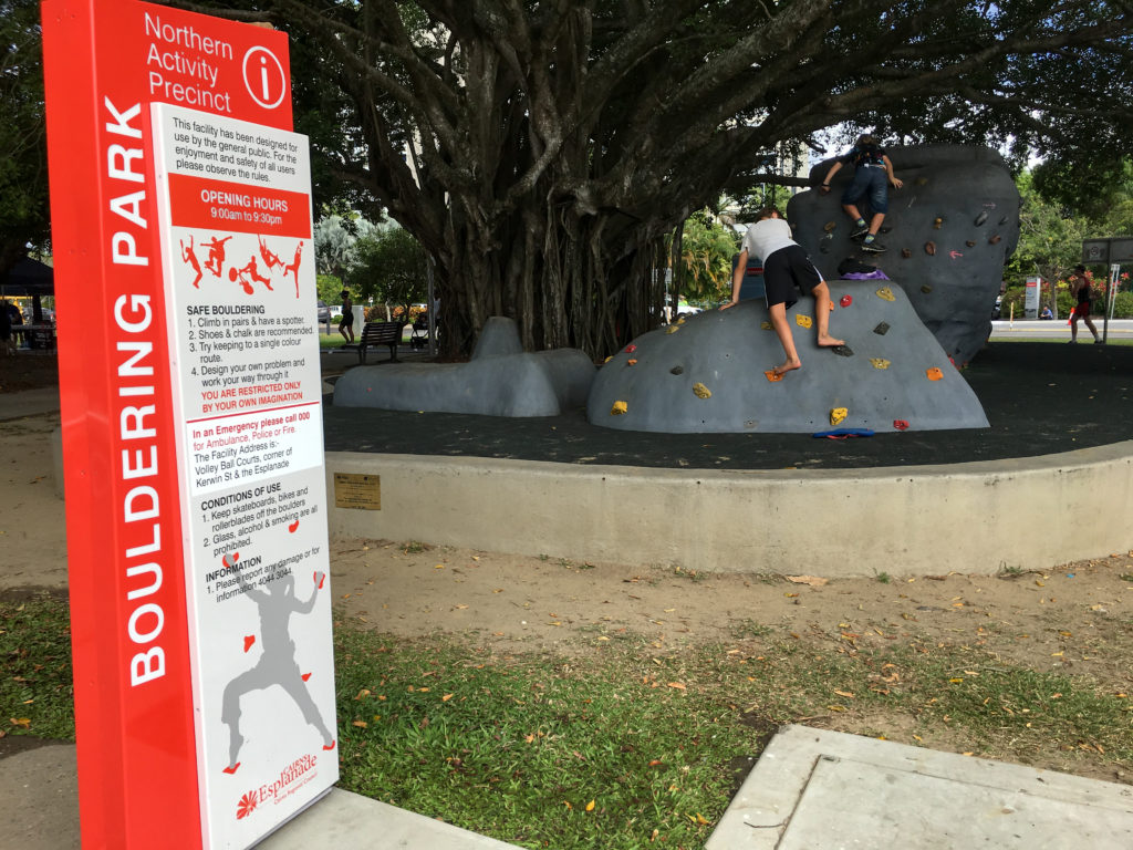 Boulderecke an der Esplanade
